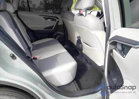 2023 Toyota Rav4 Xle Premium из США, поврежденный, VIN 2T3C1RFV5PW247182